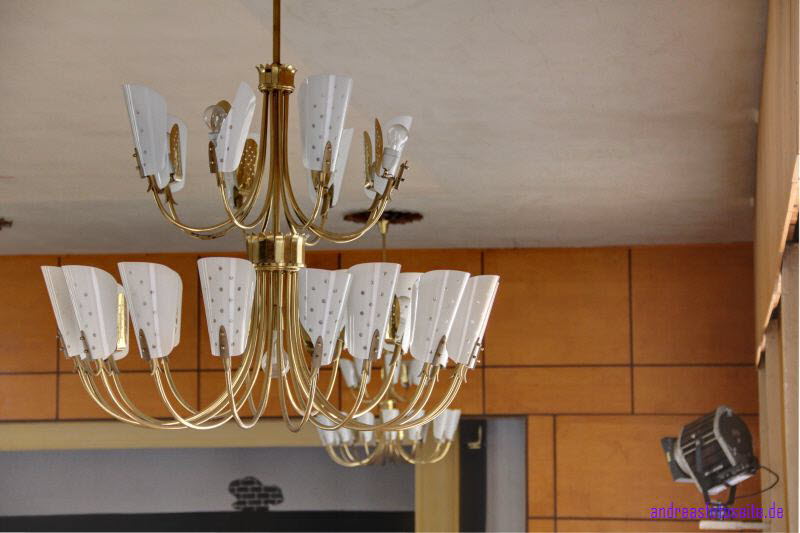 Deckenlampe Saal