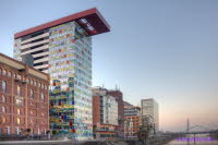 Dsseldorf 151_Enhancer_ShiftN