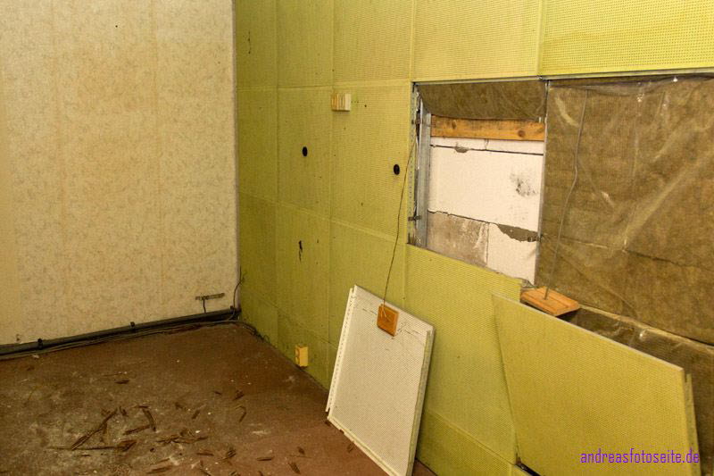Schalldicht mit Telefonen
